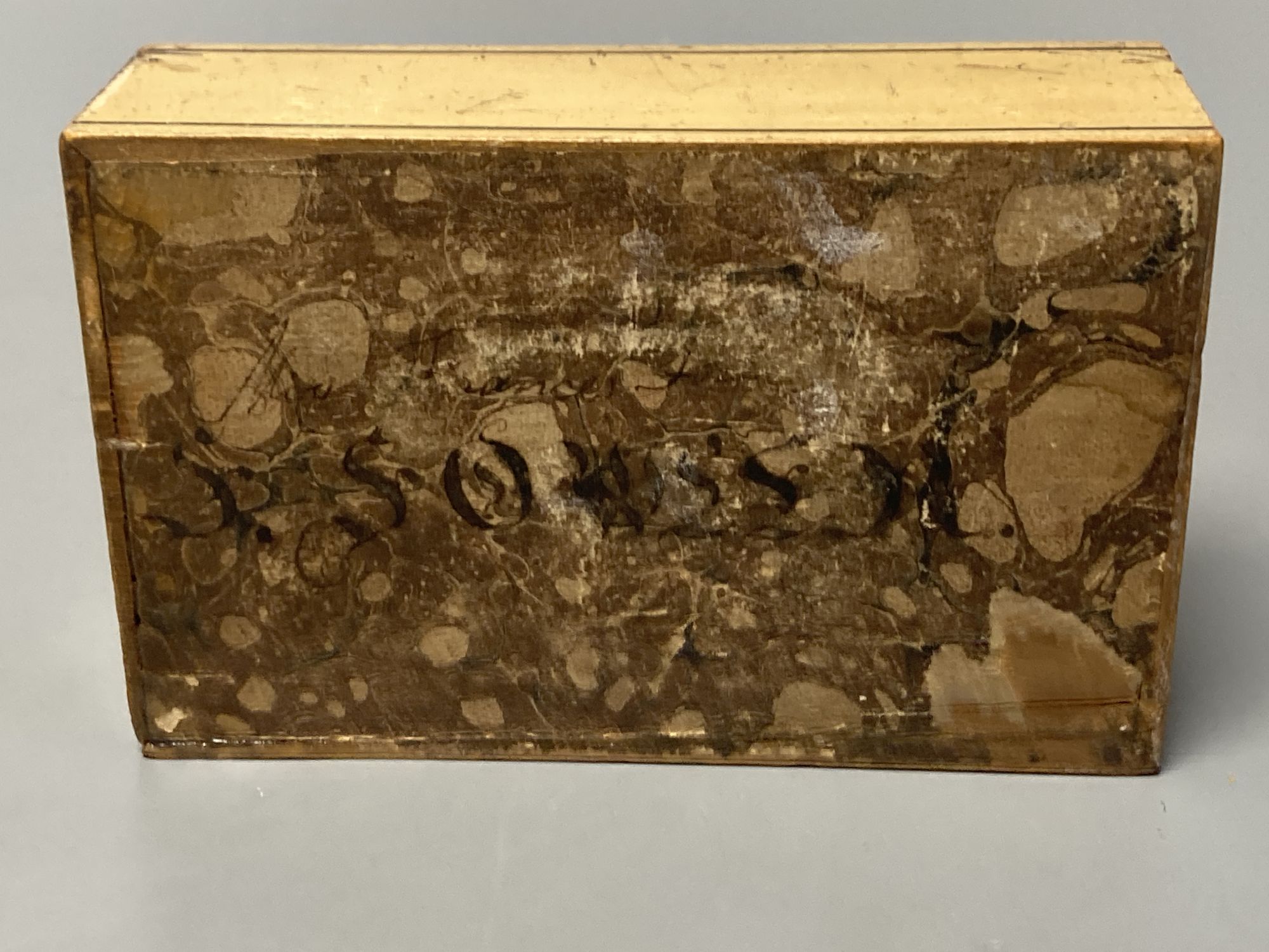 An early Tunbridge ware sycamore box with printed view of the East front of Brighton Pavilion, c.1810, 15cm